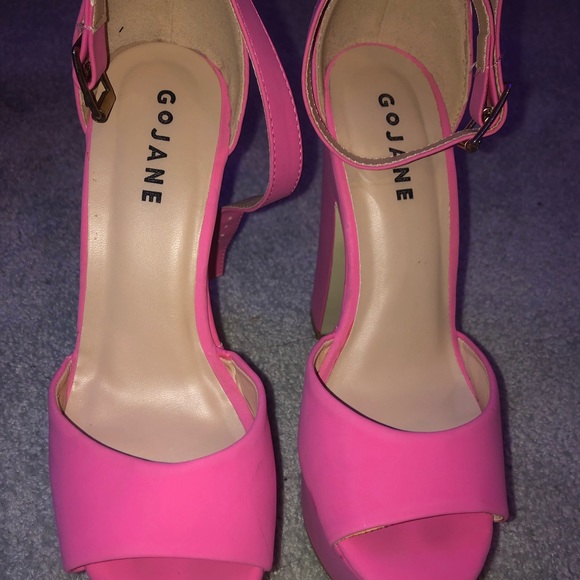 Pink GoJane Platform Heels - Picture 3 of 3